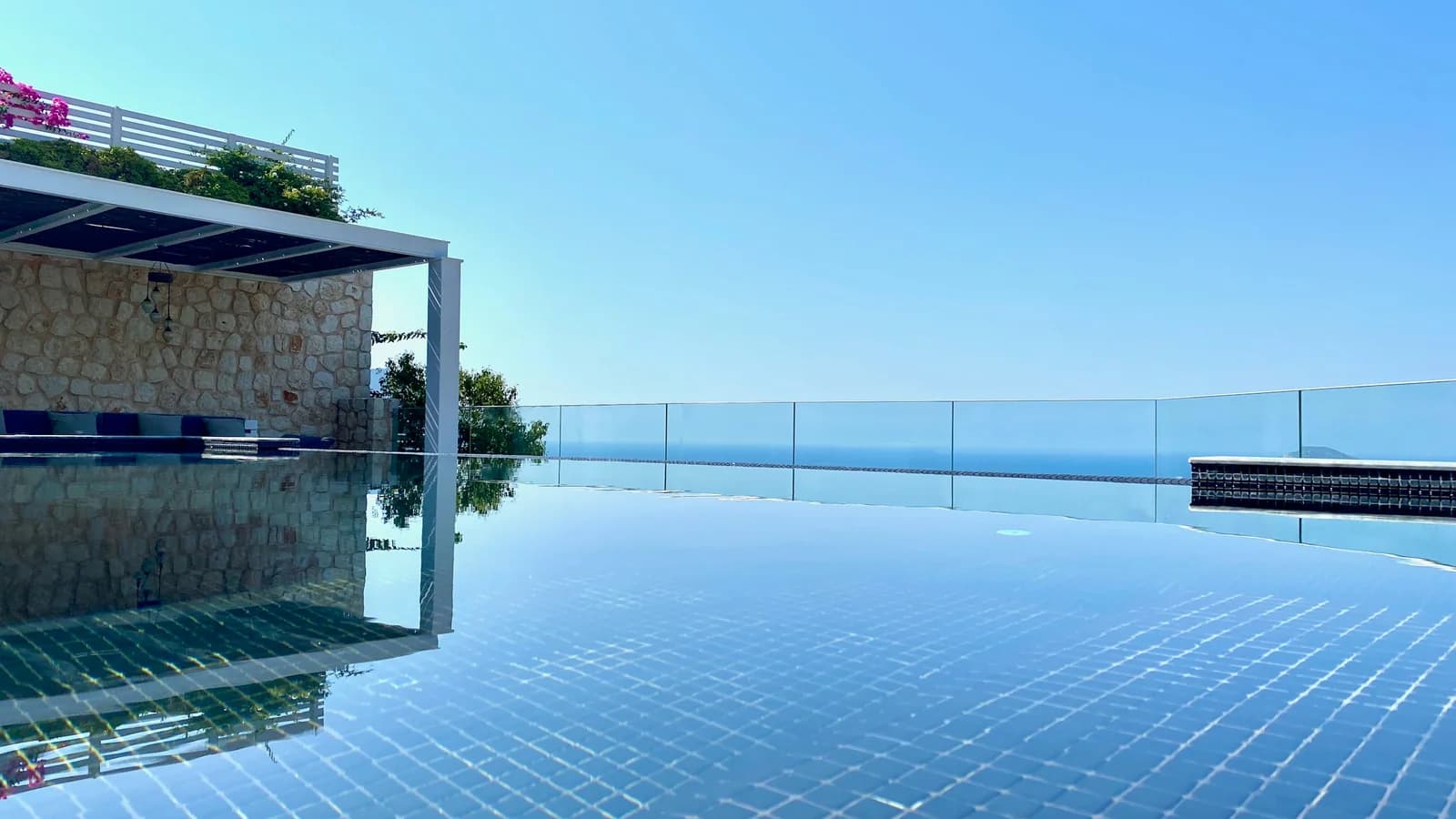 Bodrum Özel Havuzlu Villalar: Hangi Bölgede, Hangi Tip Havuz?