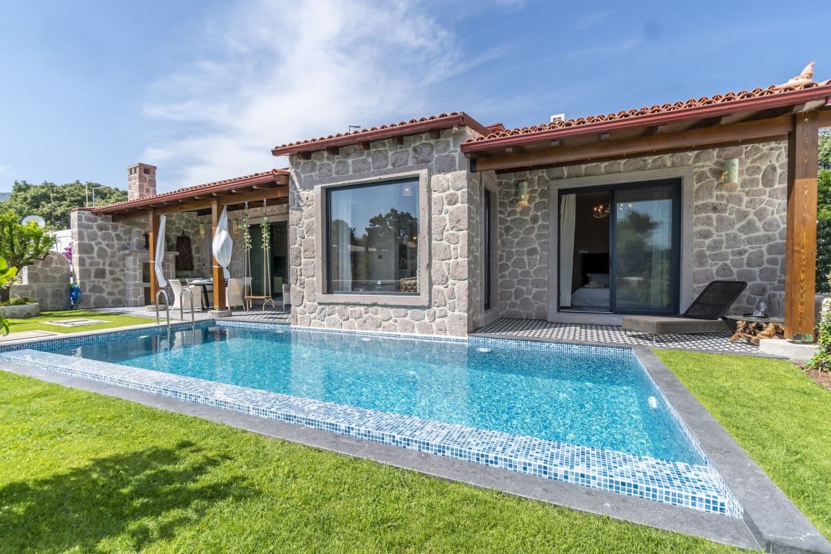 Villa Stone